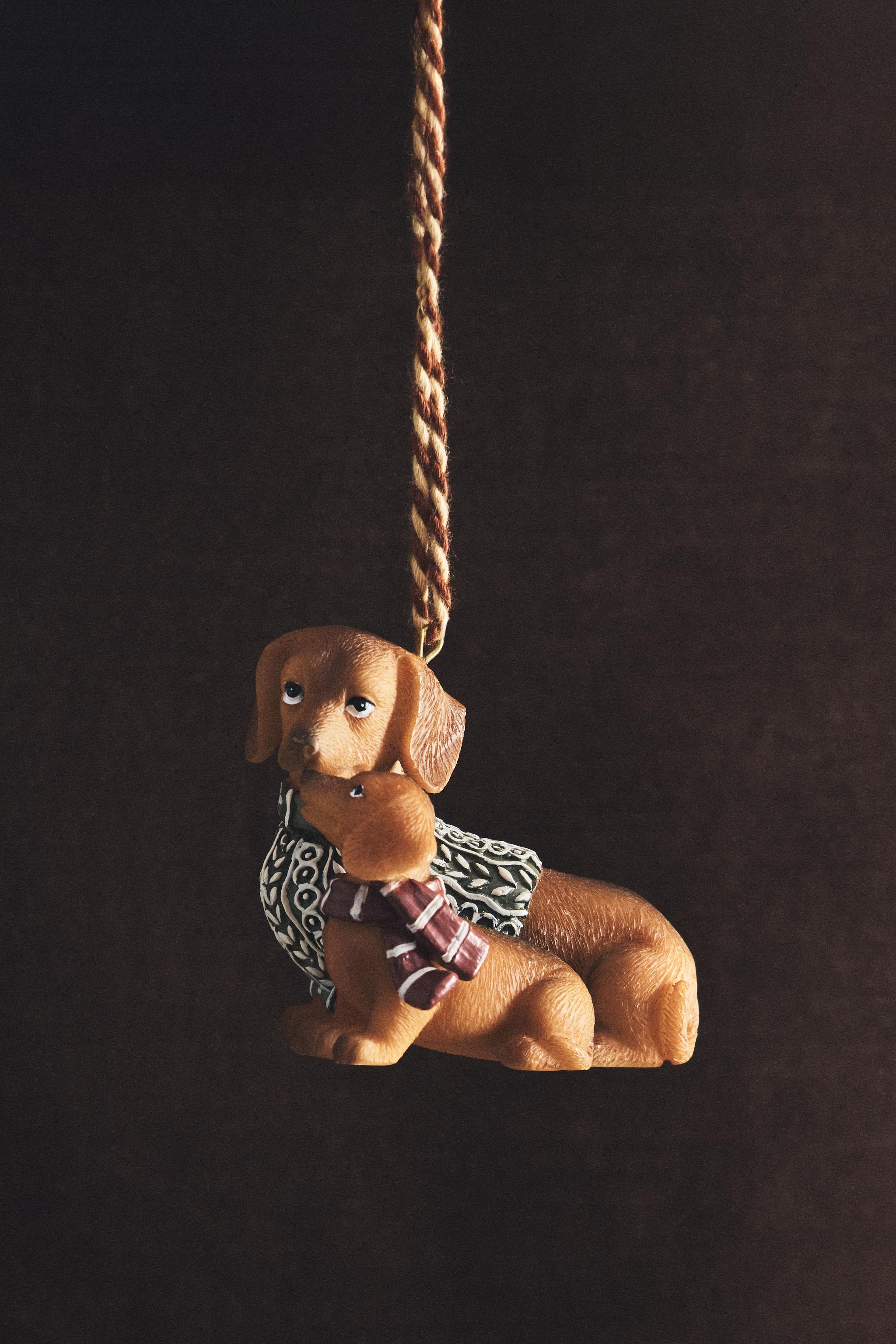 DOG PAIR CHRISTMAS TREE ORNAMENT